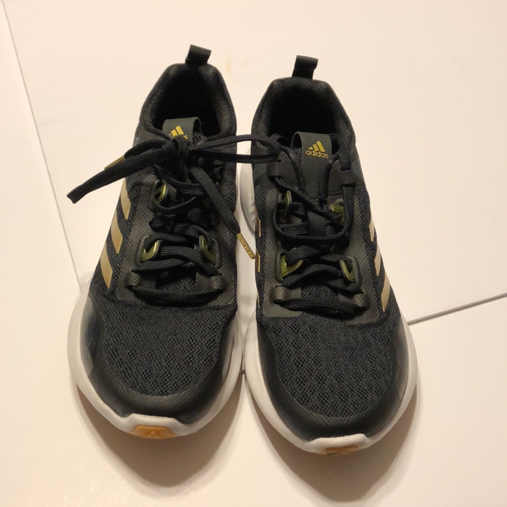 Adidas Edgebounce 1.5 AS10